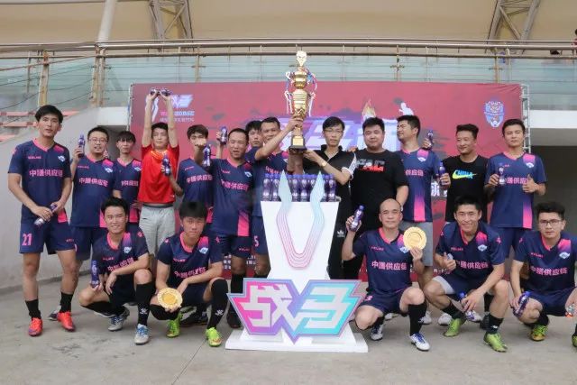 内马尔：离开巴萨前梅西说他会让我成为世界最佳